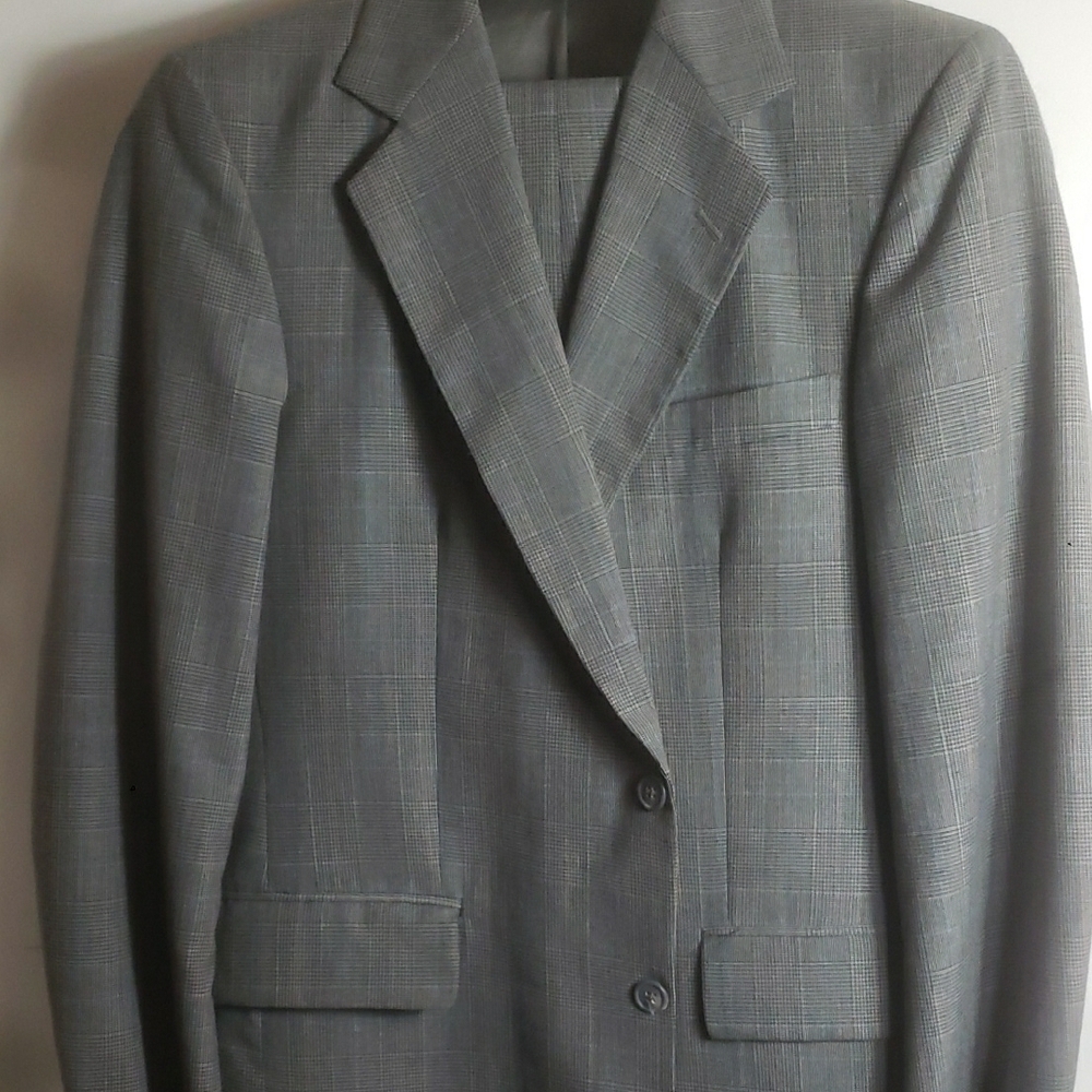 Bellamin Windowpane Plaid Gray Men's Suit 42